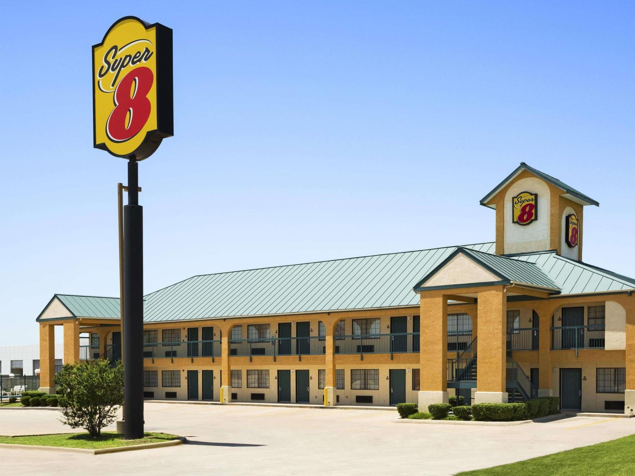 Motel Super 8 By Wyndham Grand Prairie Southwest Extérieur photo